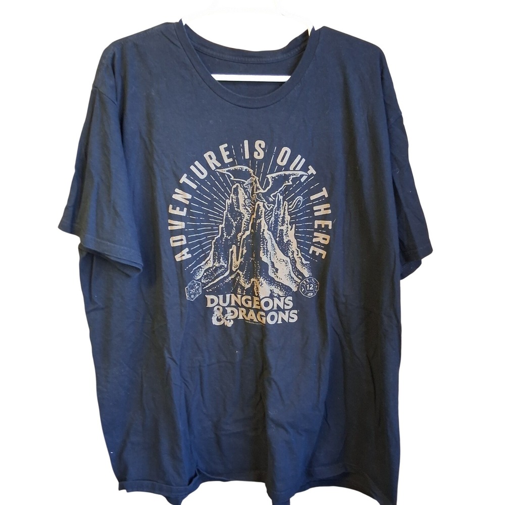 Dungeons and Dragons‎ Graphic SS Tshirt Adventure Dragon 2X/3X Preowned